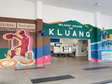 Station Advertising