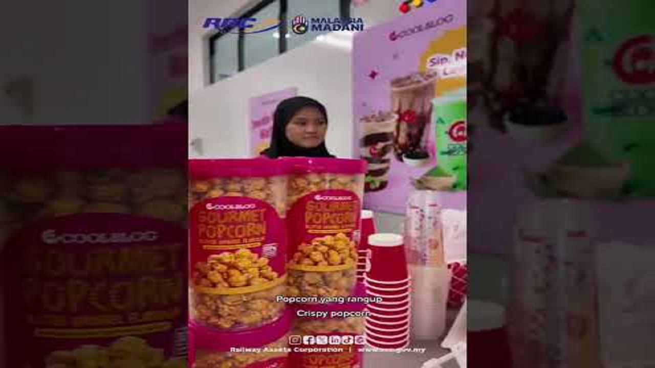 Kiosk Coolblog di Stesen Keretapi Kluang