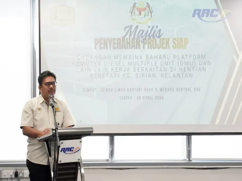 Majlis Penyerahan Projek Bagi Kerja-Kerja Membina Platform Tambahan untuk Tren DMU untuk Hentian Kg Sirian