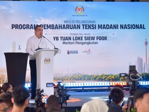 Majlis Peluncuran Program Pembaharuan Teksi Madani Nasional